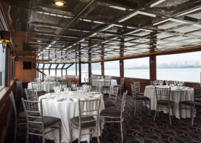 Yacht 107 dining